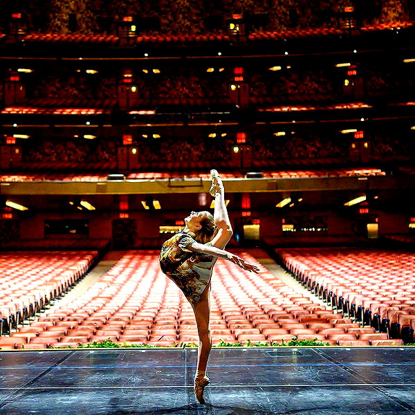 ellianawalmsley instagram image archive image