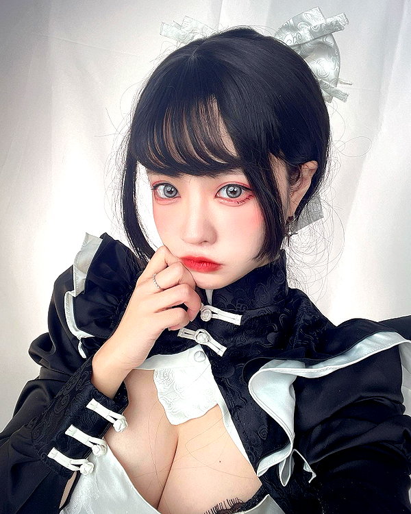 erokochiba instagram image archive image