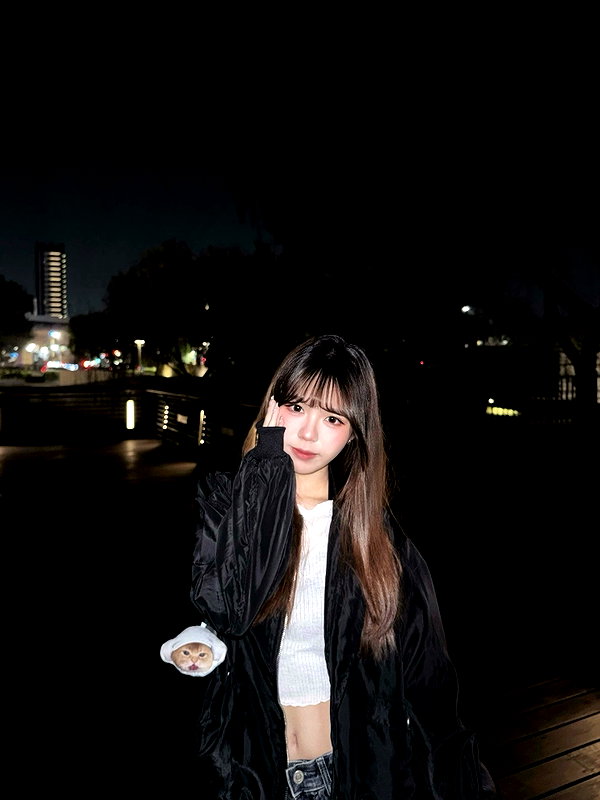 2.hui__ archive image