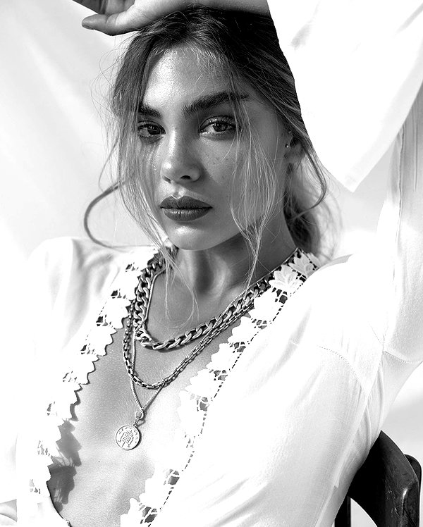maya.keyy instagram image archive image