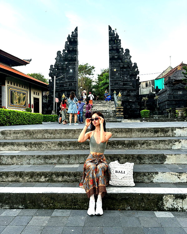 indra0102_ instagram image archive image