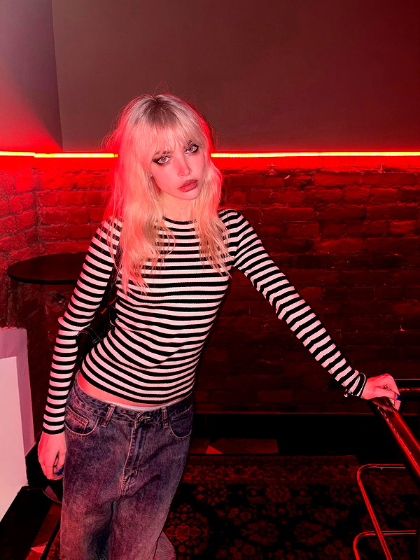 anya4everr instagram image archive image