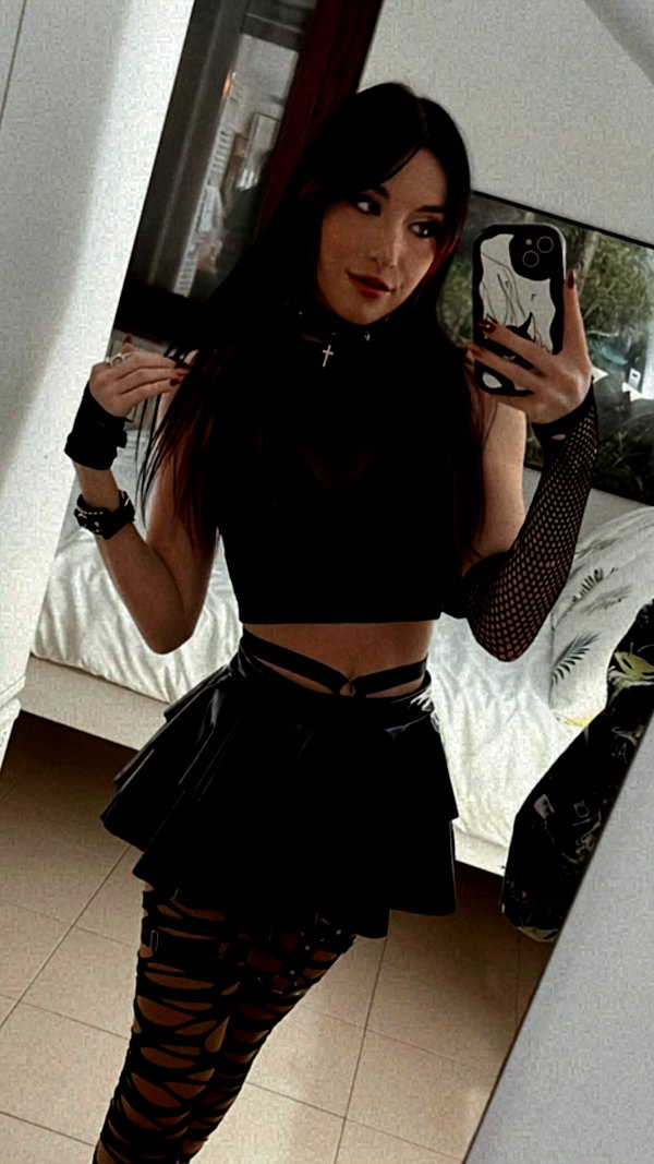 nishymoon_ archive image