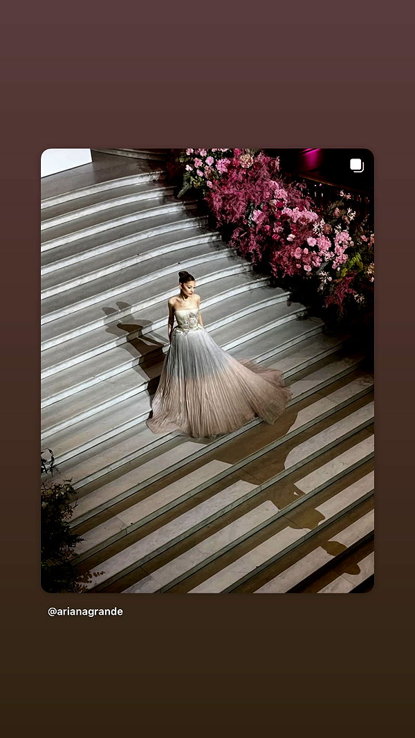 arianagrande instagram image archive image
