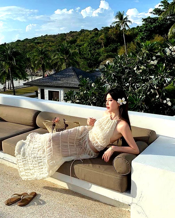 lyhythuedoxinh instagram image archive image