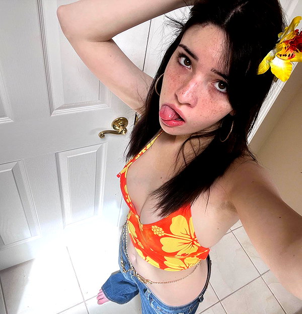 luvstuff3r instagram image archive image