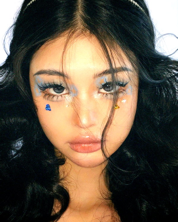 ll.lu1s instagram image archive image