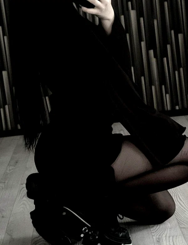 the_dark_pprincessa instagram image archive image