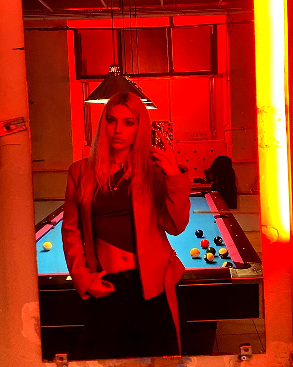anya4everr instagram image archive image