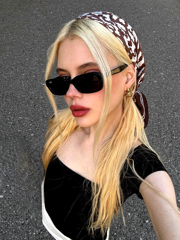 alisen.mari instagram image archive image