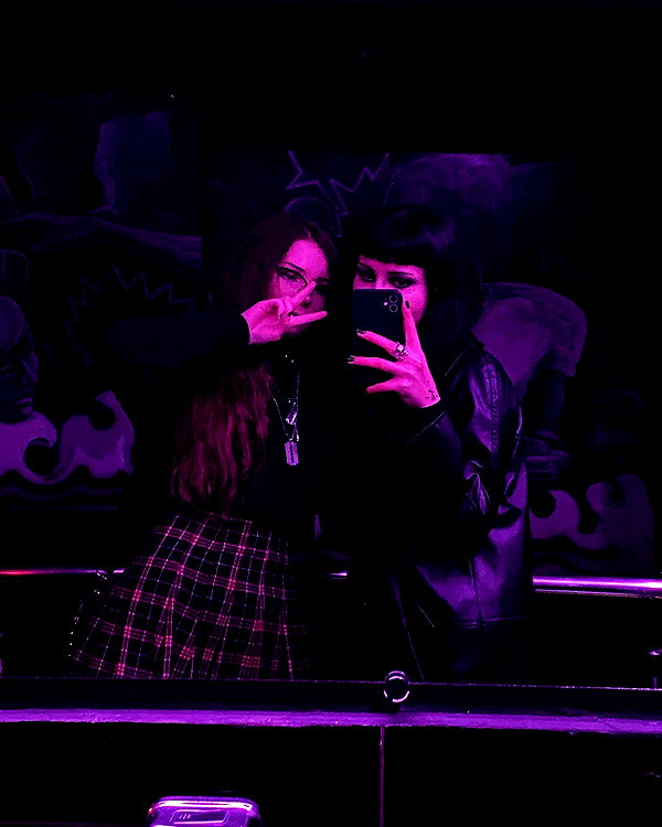 tiny.eviluv instagram image archive image