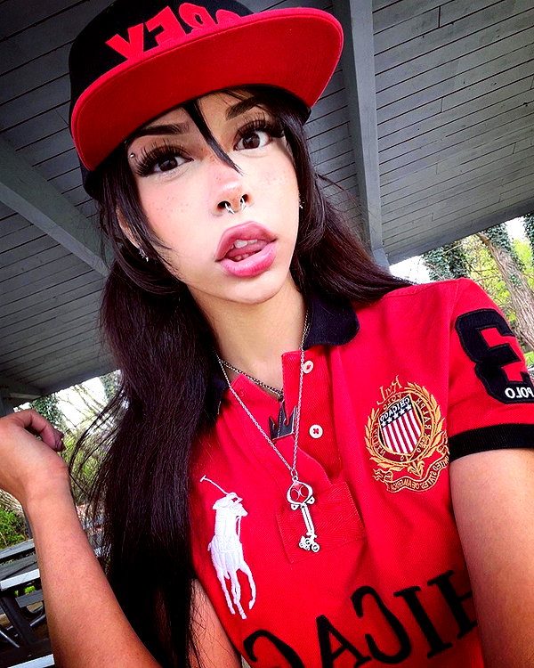 twodollie instagram image archive image