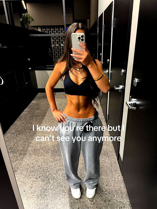 kiaralift0 instagram image archive image