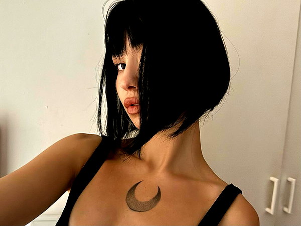 anzhelater instagram image archive image