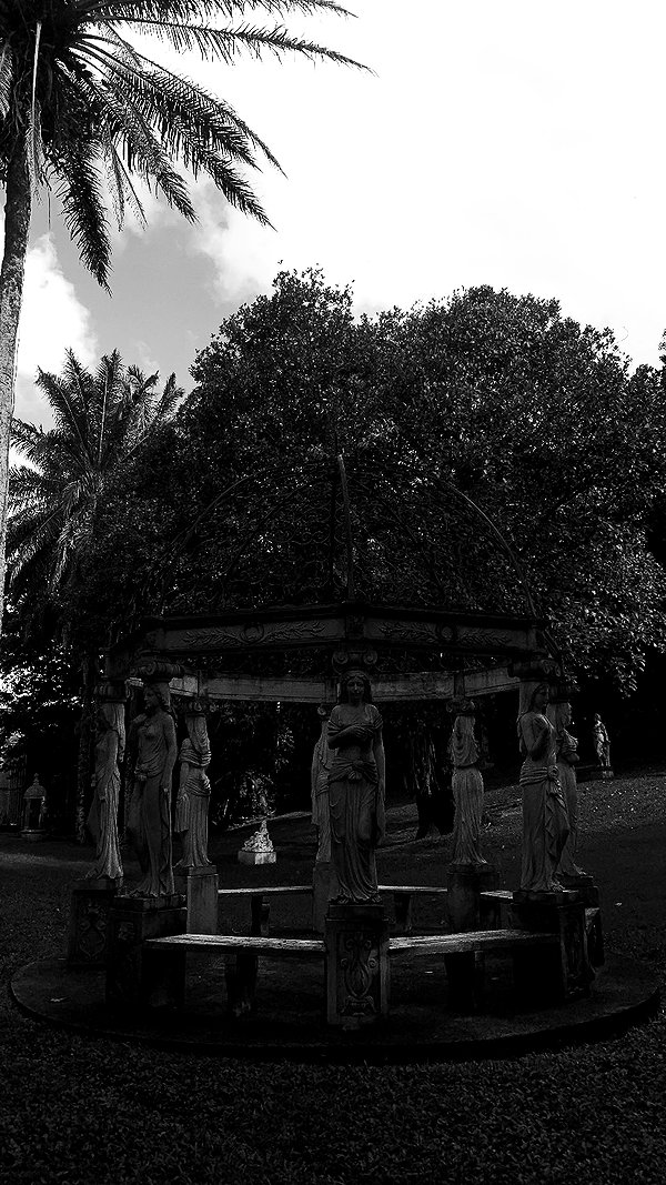 jadelaverne archive image