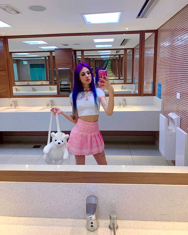 jadelaverne instagram image archive image