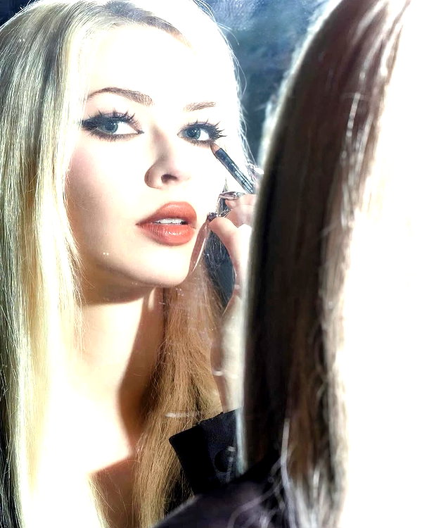 amellliiaa instagram image archive image