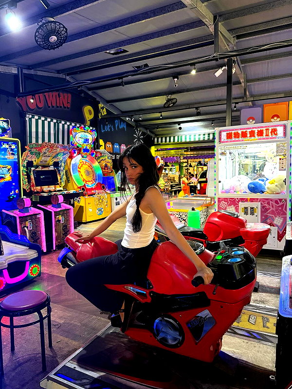 camila_cabello instagram image archive image
