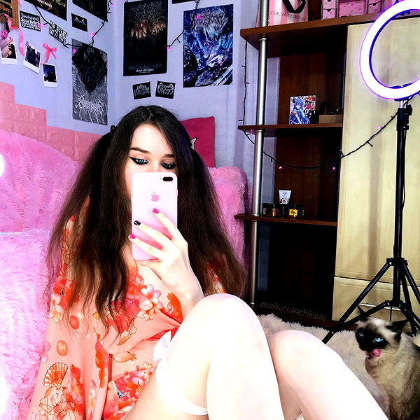 tiny.eviluv instagram image archive image
