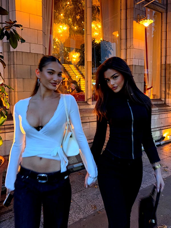 oliviaphillipps instagram image archive image