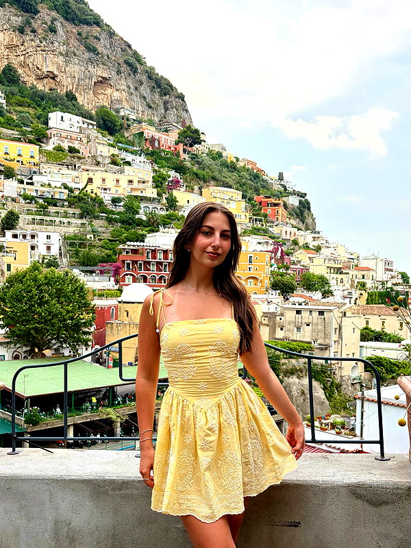 viki_dominev instagram image archive image