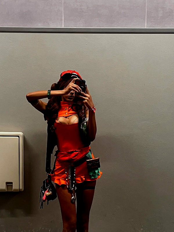 ki.re.ina instagram image archive image