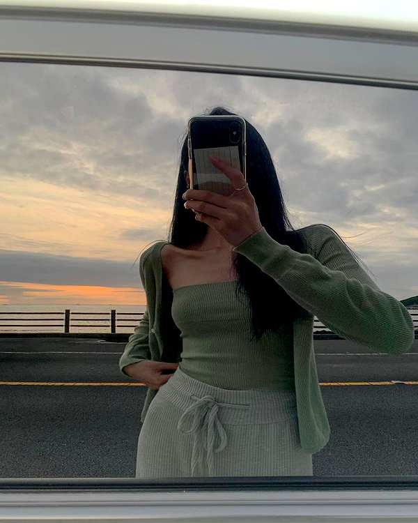 daxbin instagram image archive image