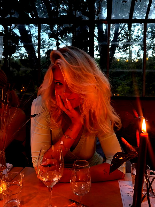 sophiecharlotth instagram image archive image