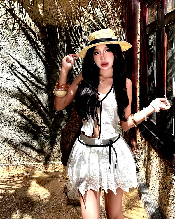 lyhythuedoxinh instagram image archive image