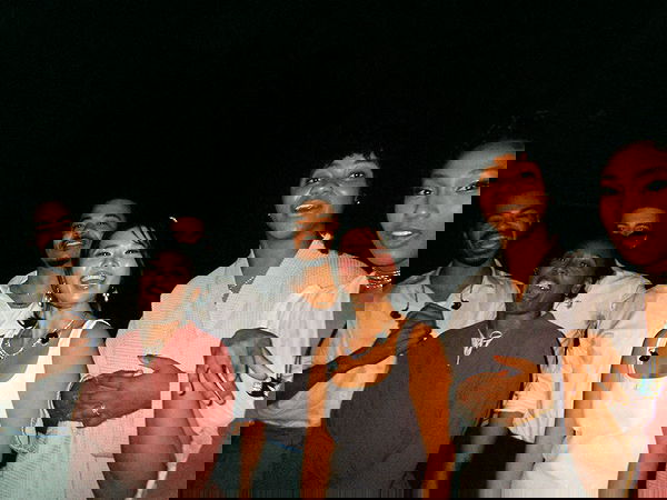 sabrinacarpenter sabrinacarpenter archive image