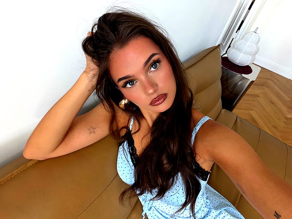 emmaaurora instagram image archive image
