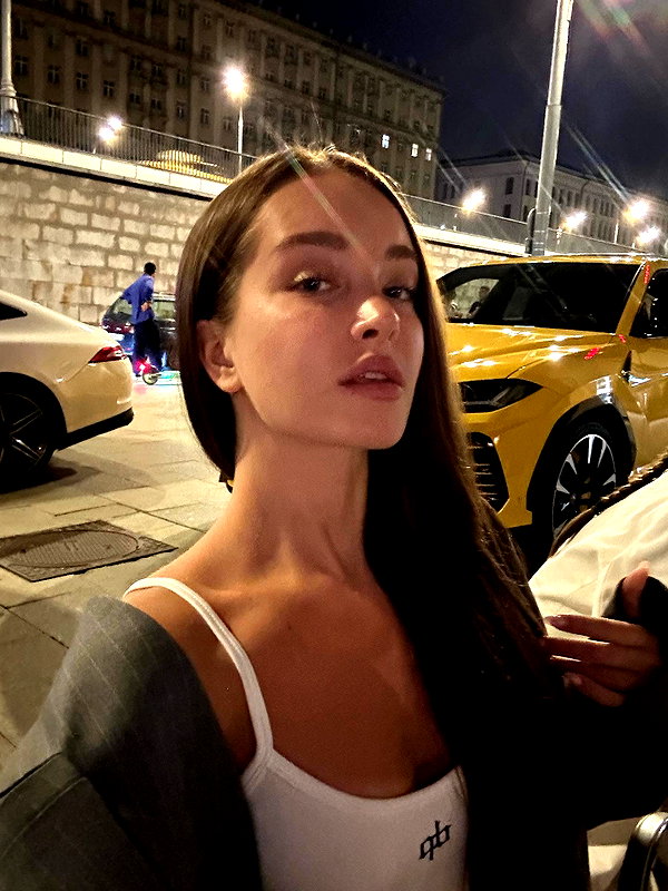 veroni22ka instagram image archive image