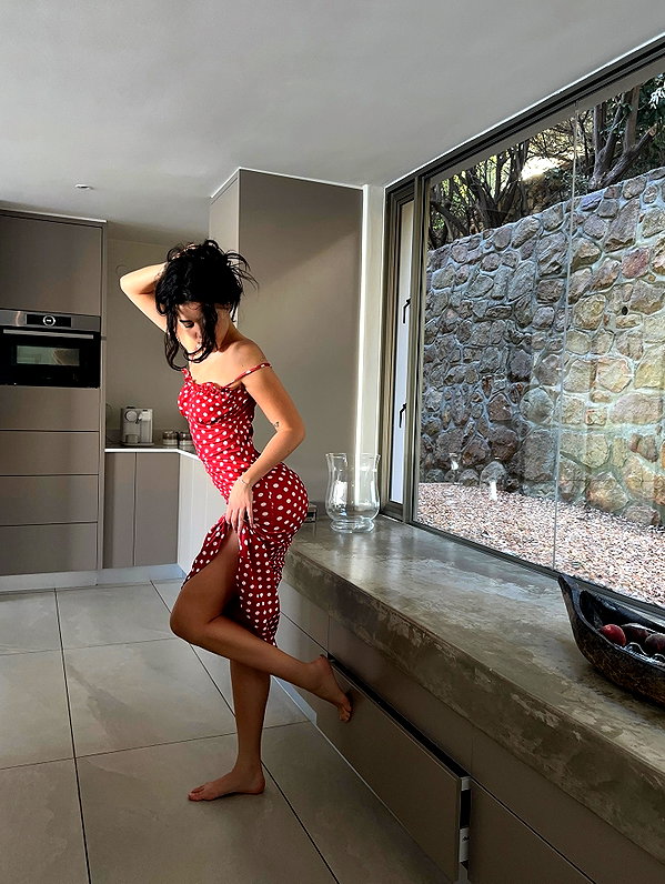 vanessa.rhd instagram image archive image