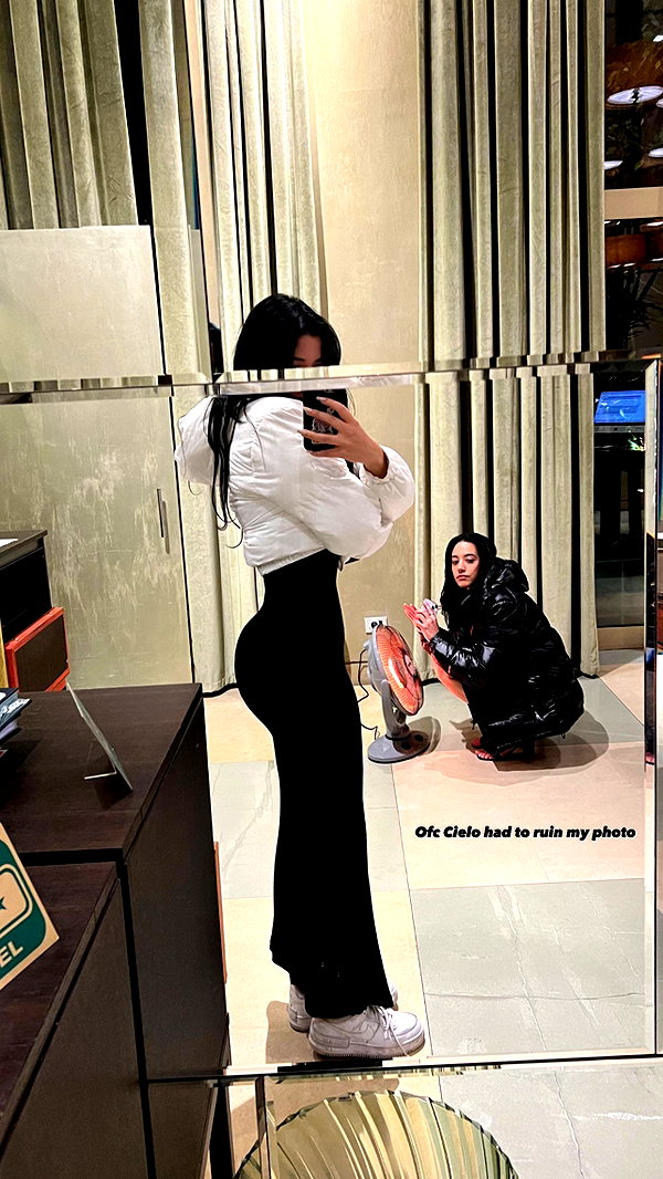 vanessa.rhd instagram image archive image