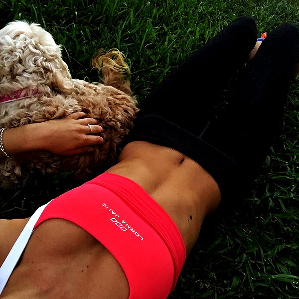 olivia.mathers instagram image archive image