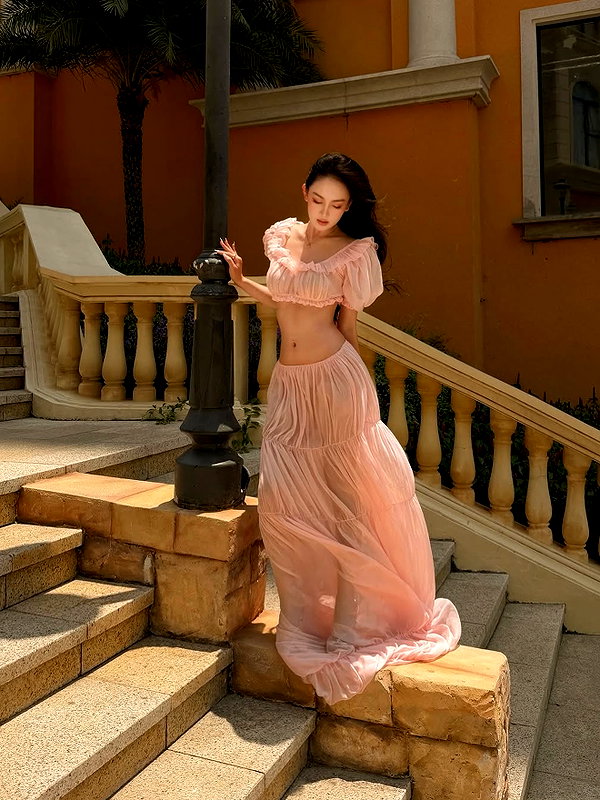 lyhythuedoxinh instagram image archive image