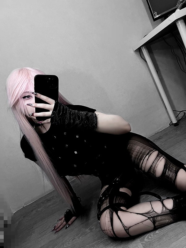 glowmoonshorty instagram image archive image