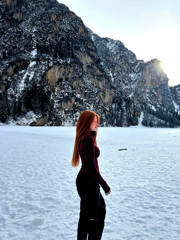 yael_karpalov instagram image archive image