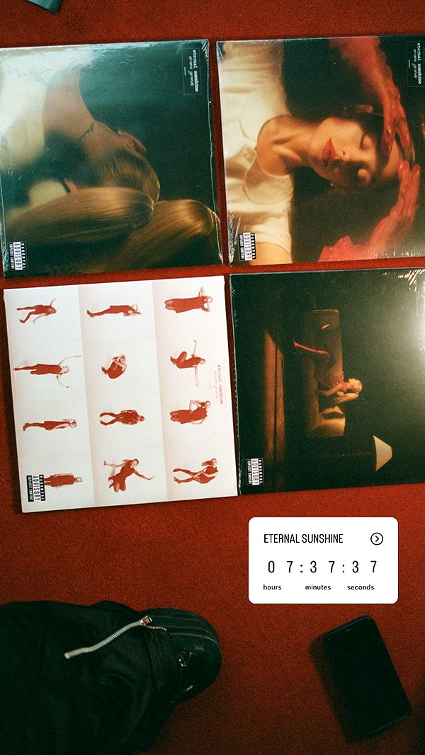 arianagrande instagram image archive image