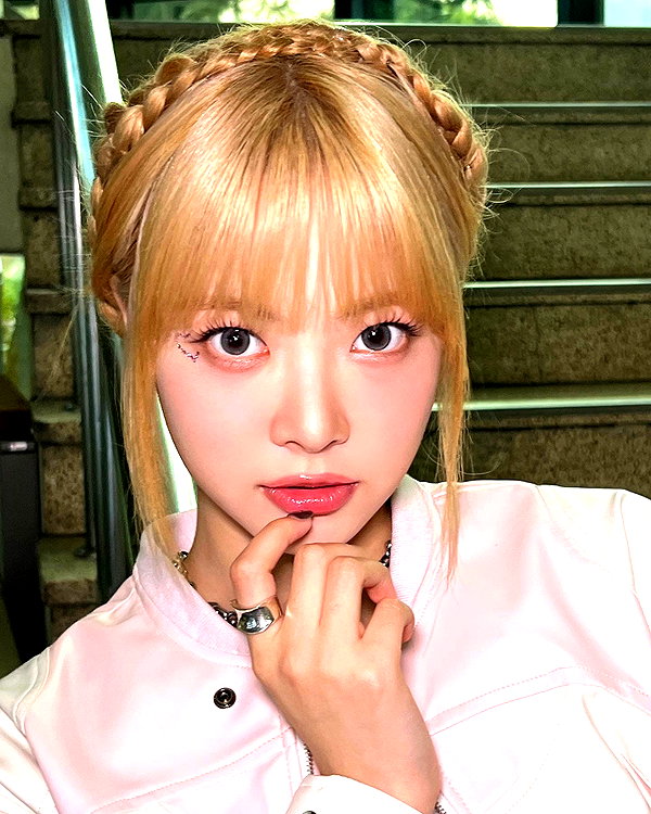 hhh.e_c.v instagram image archive image