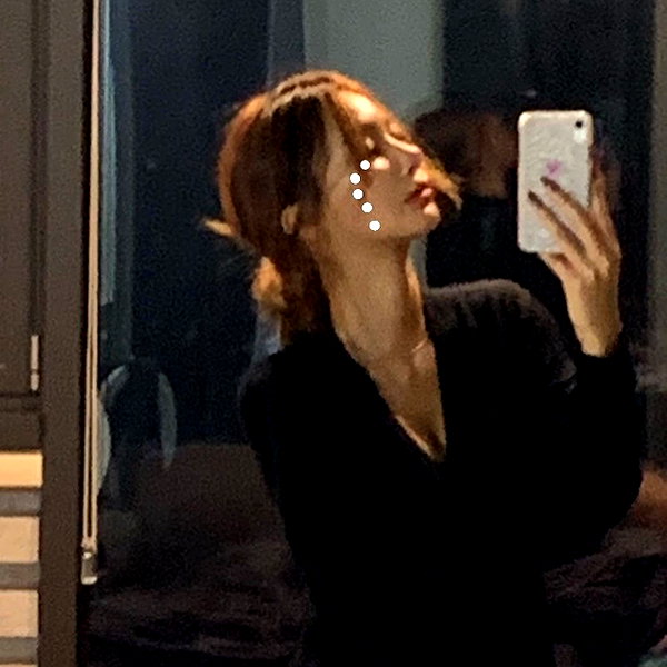 Archived image from @heroineseen on Instagram