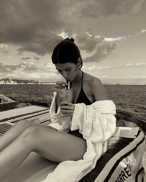 ainaratorneg instagram image archive image