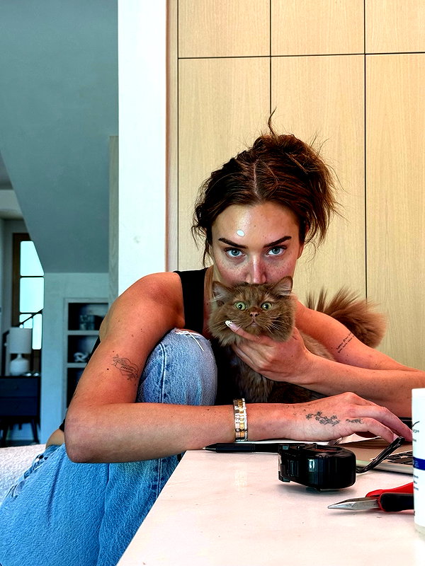 staskaranikolaou instagram image archive image
