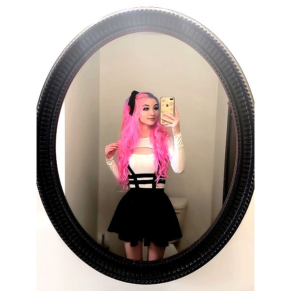 danielle.mercedie instagram image archive image