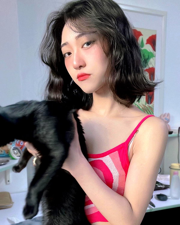 ge.more_x instagram image archive image