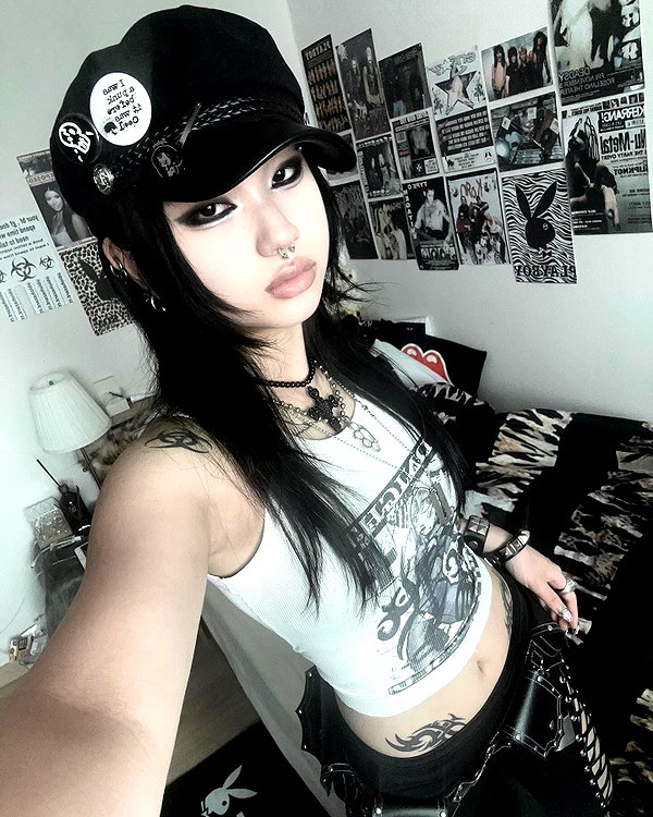 biohazard.g1rl instagram image archive image