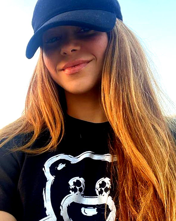 shakira instagram image archive image