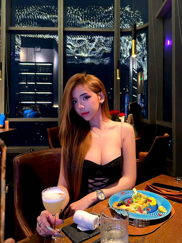 lyhythuedoxinh instagram image archive image