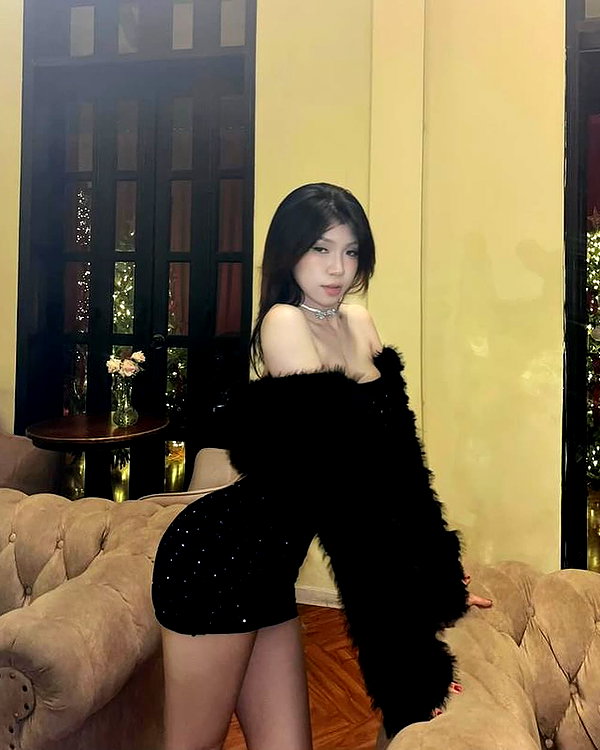lyhythuedoxinh instagram image archive image