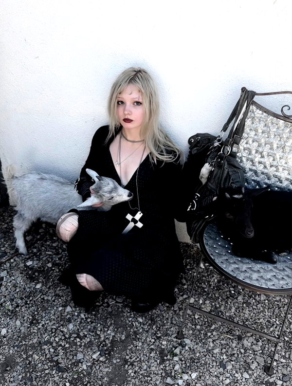ash.onme instagram image archive image